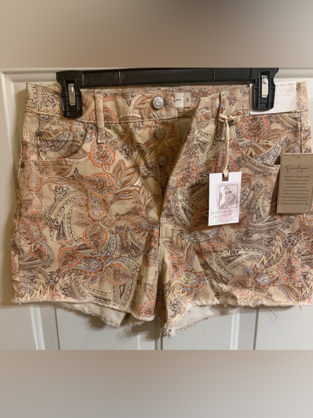 Jessica Simpson Beige Paisley High-Waist Shorts with Peach Accents - Picture 4 of 6